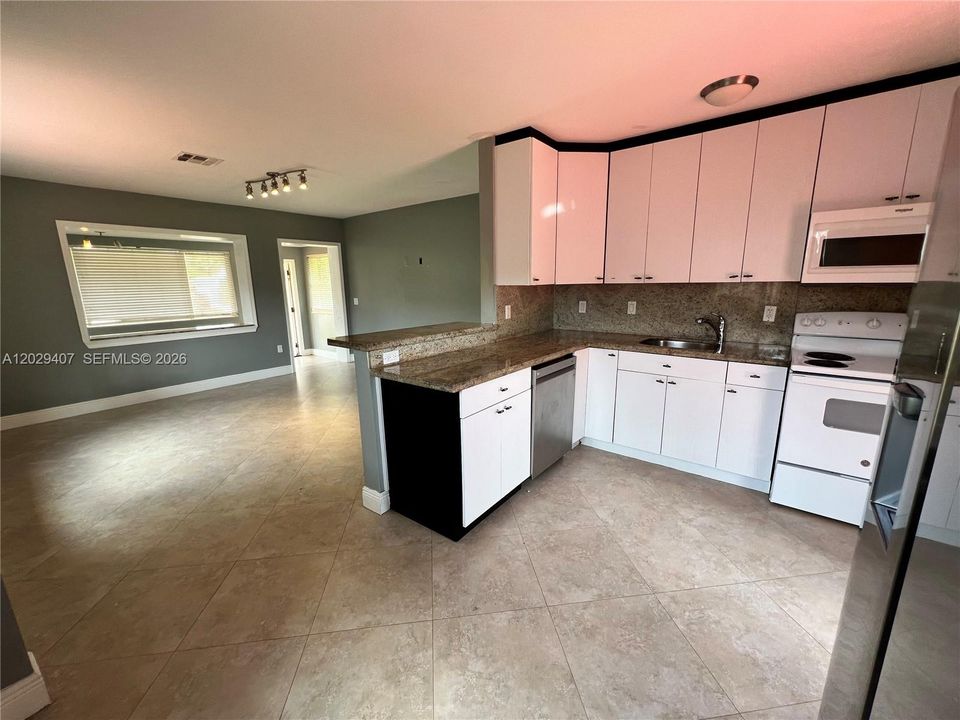 En Venta: $399,999 (2 camas, 1 baños, 862 Pies cuadrados)