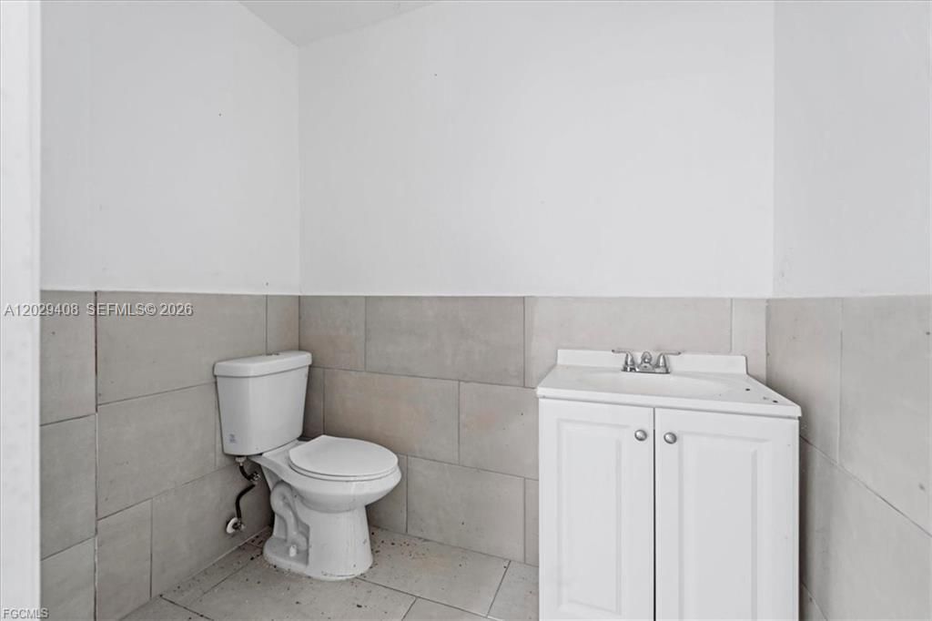 For Sale: $3,999,999 (0 beds, 0 baths, 0 Square Feet)