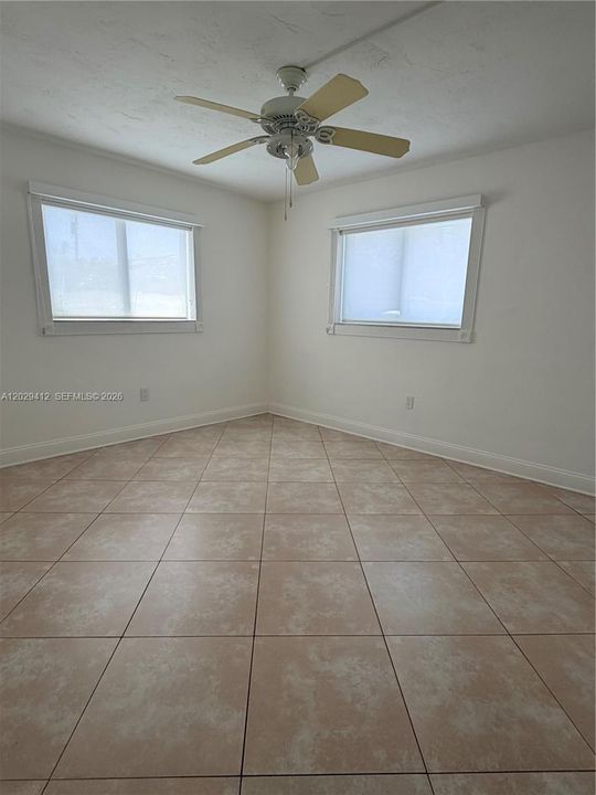 For Rent: $3,300 (2 beds, 2 baths, 925 Square Feet)