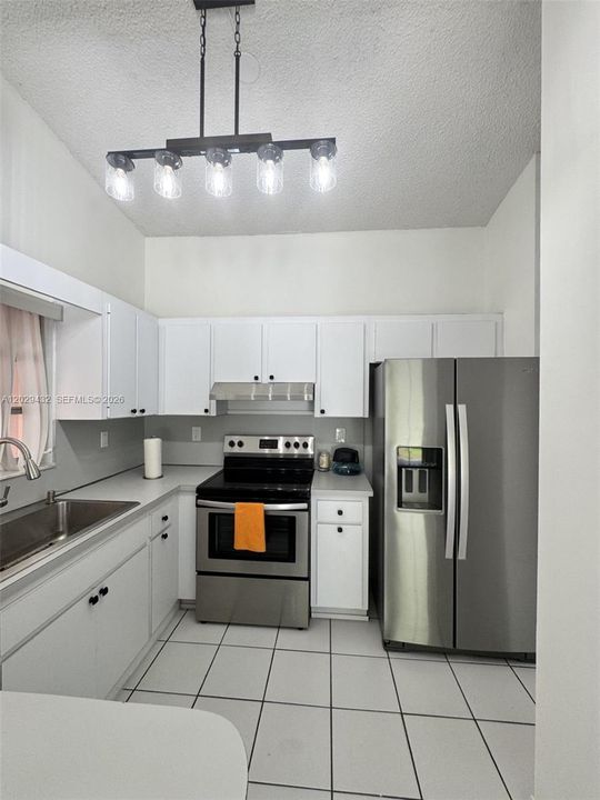 Недавно арендовано: $3,400 (3 спален, 2 ванн, 1621 Квадратных фут)