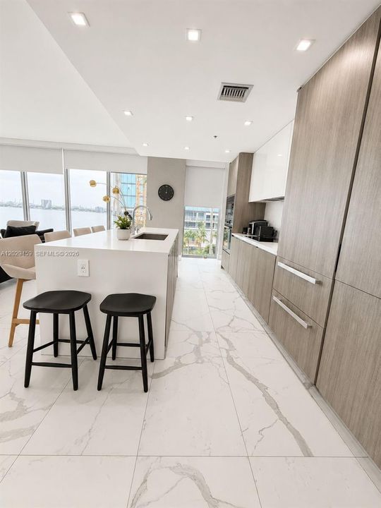 En Renta: $9,500 (3 camas, 3 baños, 1868 Pies cuadrados)