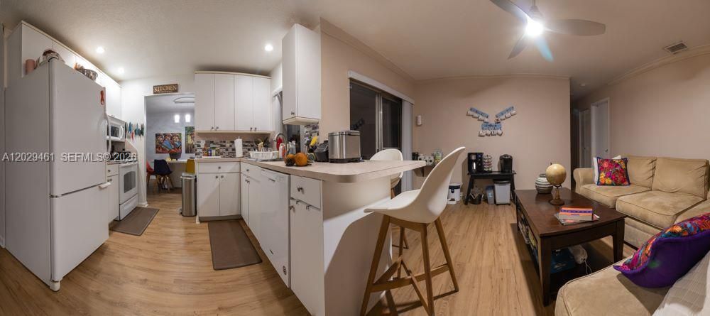 En Venta: $555,000 (4 camas, 2 baños, 1629 Pies cuadrados)