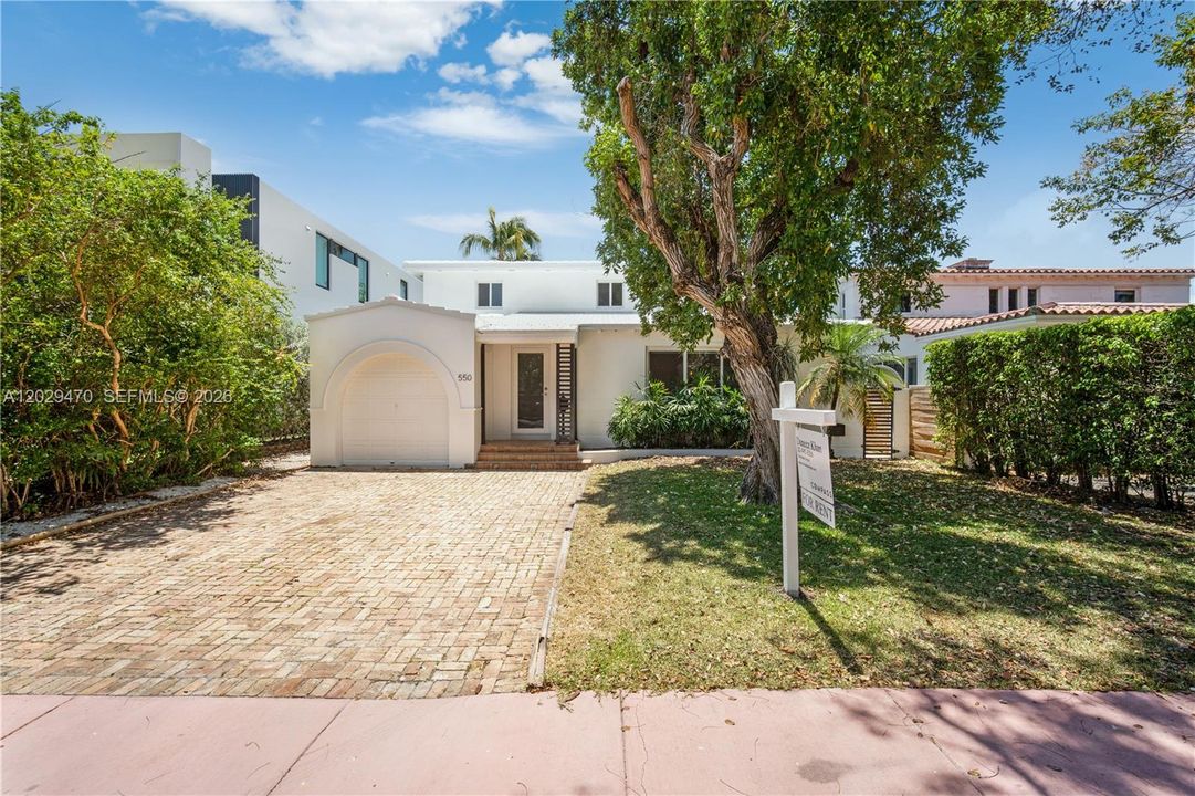 For Rent: $9,500 (3 beds, 2 baths, 1874 Square Feet)