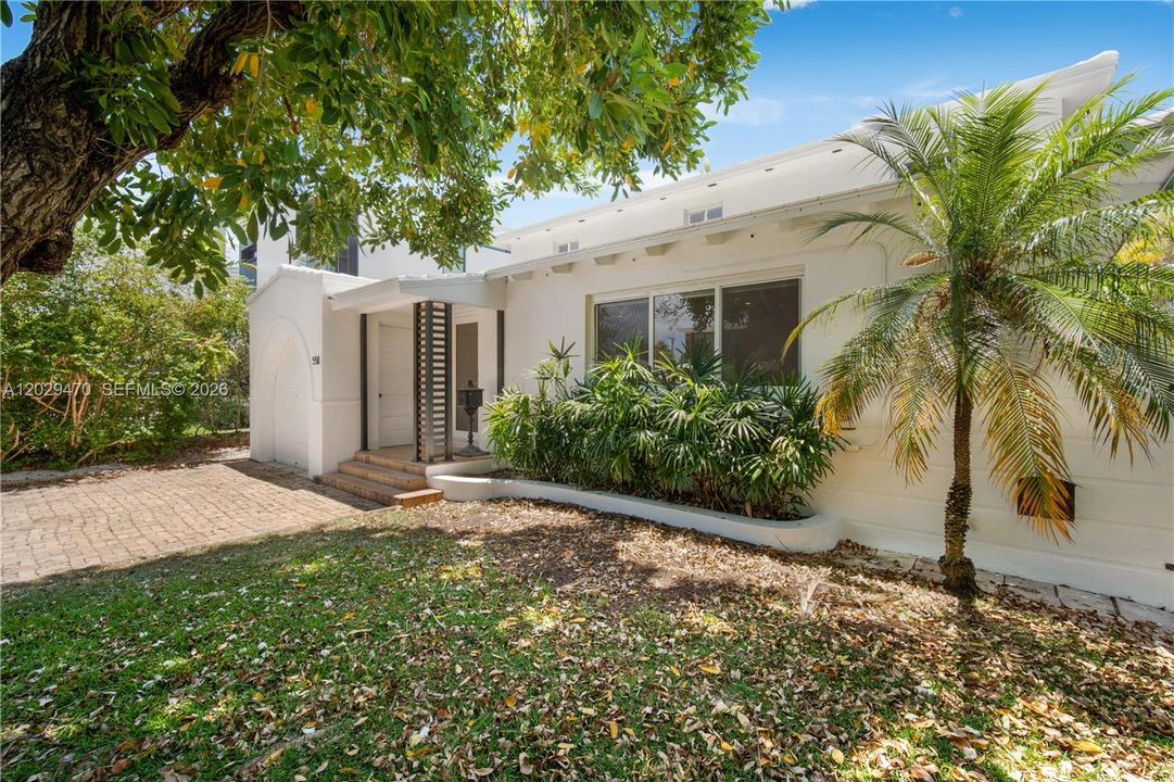 For Rent: $9,500 (3 beds, 2 baths, 1874 Square Feet)