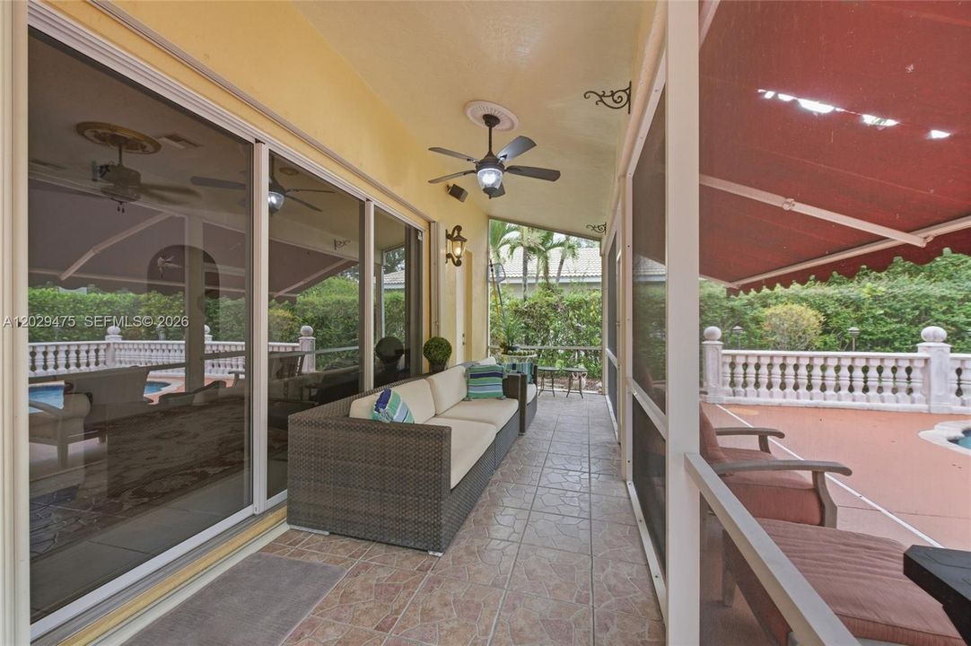 For Sale: $899,000 (5 beds, 3 baths, 3070 Square Feet)