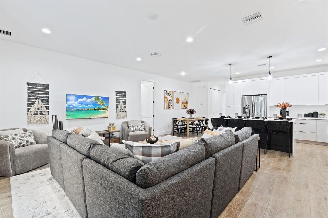 13-web-or-mls-601-sw-3rd-st