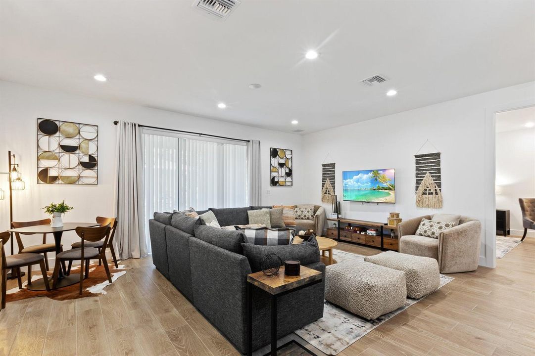 10-web-or-mls-601-sw-3rd-st
