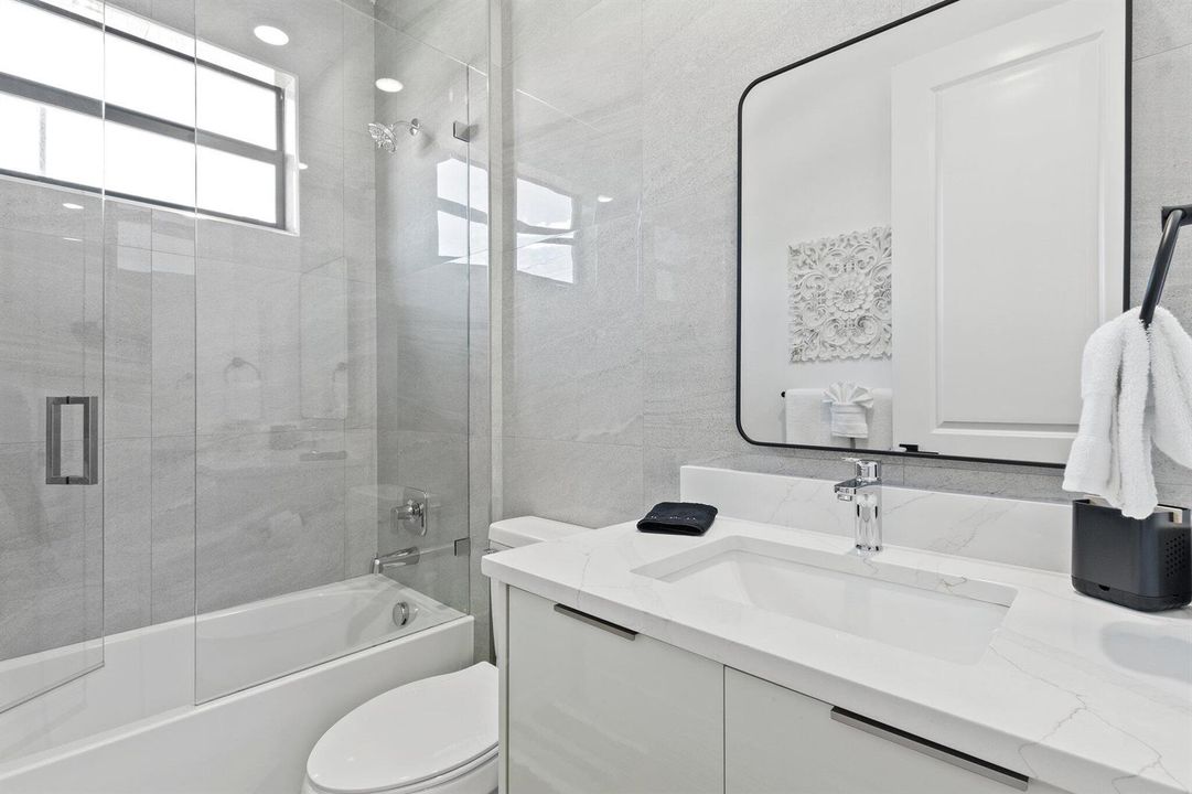21-web-or-mls-601-sw-3rd-st