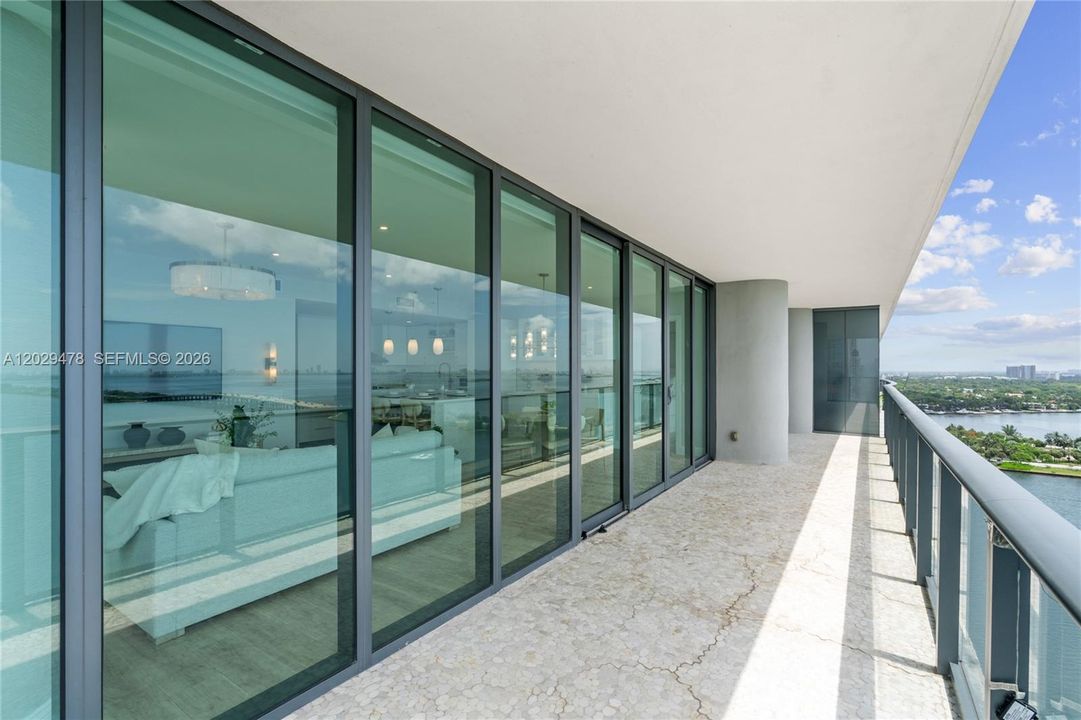 For Rent: $16,500 (3 beds, 3 baths, 1634 Square Feet)