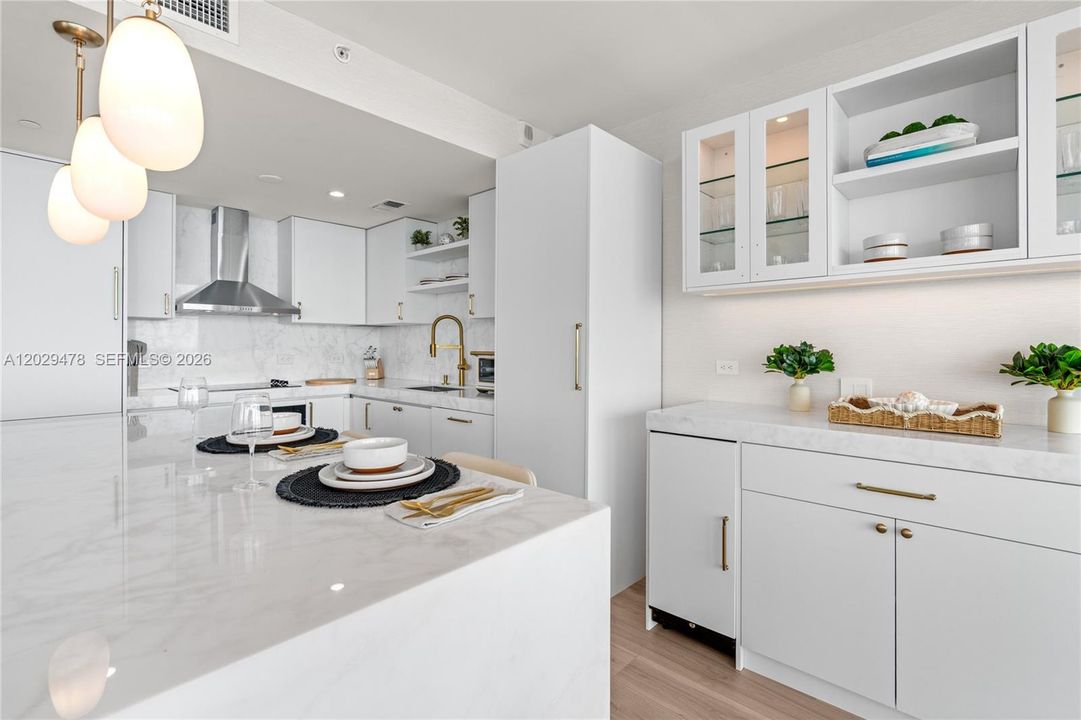 For Rent: $16,500 (3 beds, 3 baths, 1634 Square Feet)