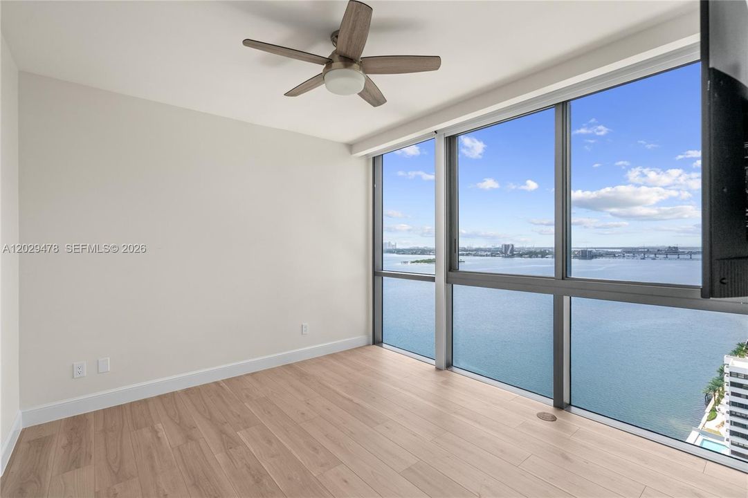 For Rent: $16,500 (3 beds, 3 baths, 1634 Square Feet)