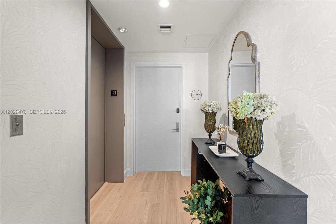 For Rent: $16,500 (3 beds, 3 baths, 1634 Square Feet)