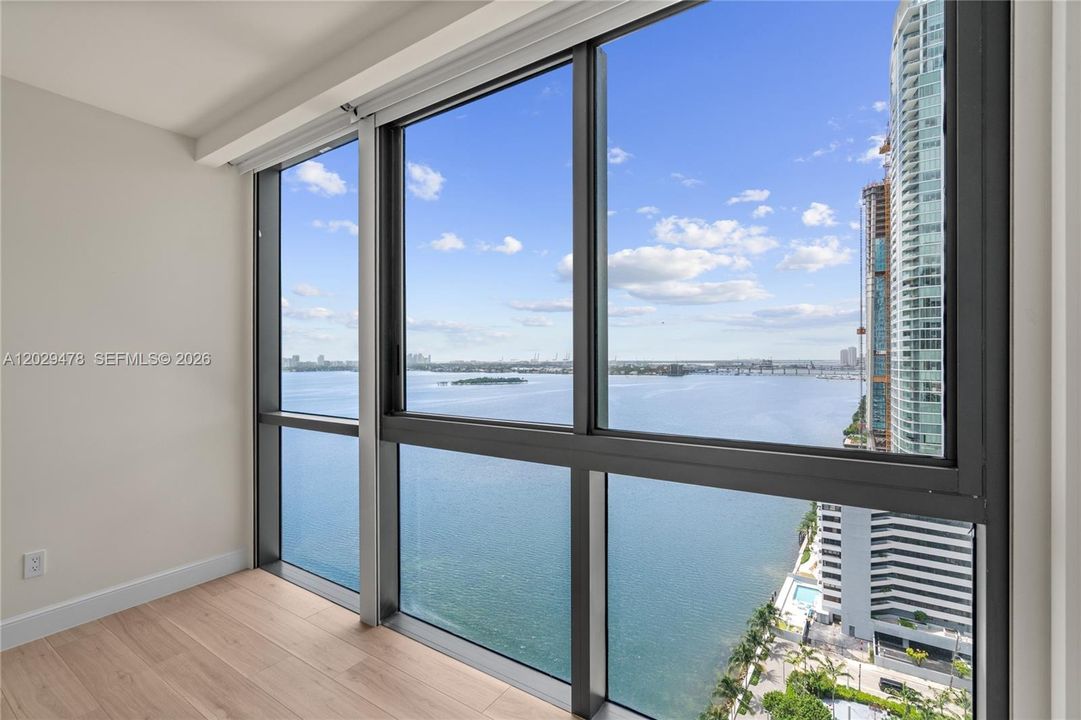 For Rent: $16,500 (3 beds, 3 baths, 1634 Square Feet)