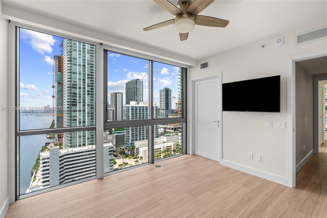 For Rent: $16,500 (3 beds, 3 baths, 1634 Square Feet)