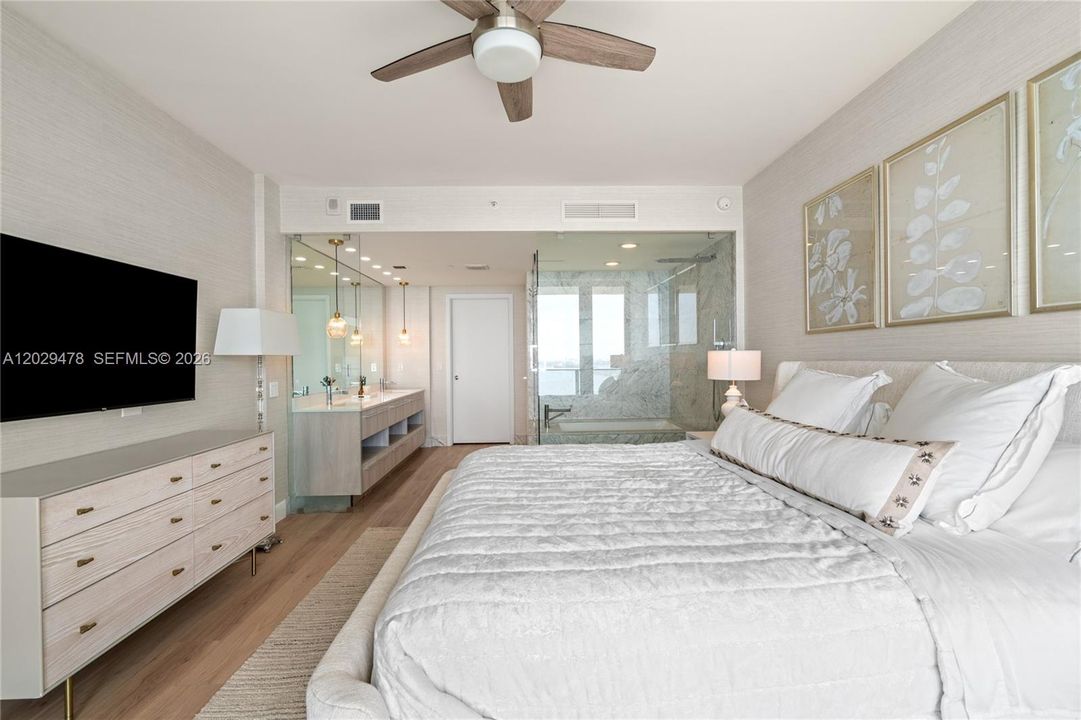 For Rent: $16,500 (3 beds, 3 baths, 1634 Square Feet)