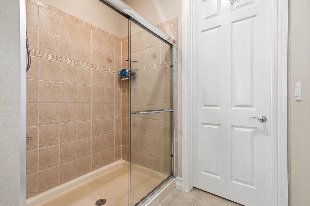 Primary Ensuite Bath