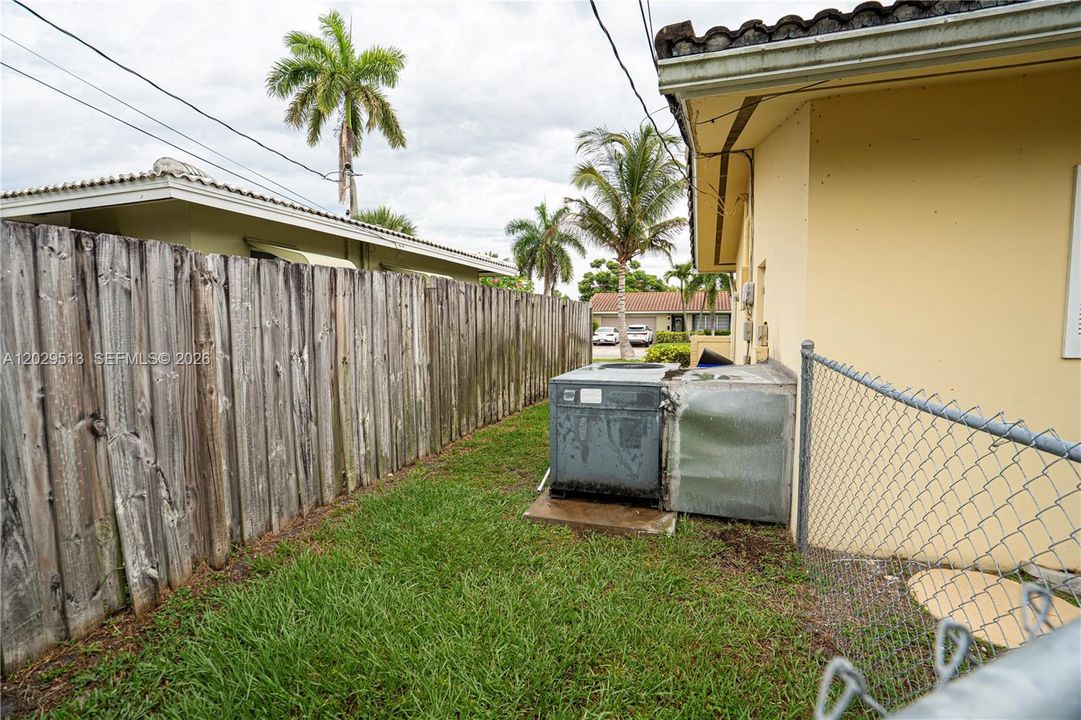 For Rent: $3,200 (2 beds, 2 baths, 1473 Square Feet)