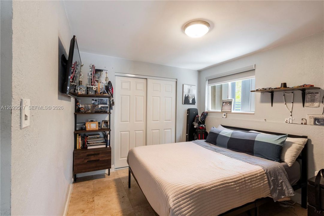 Active With Contract: $699,900 (4 beds, 2 baths, 1404 Square Feet)