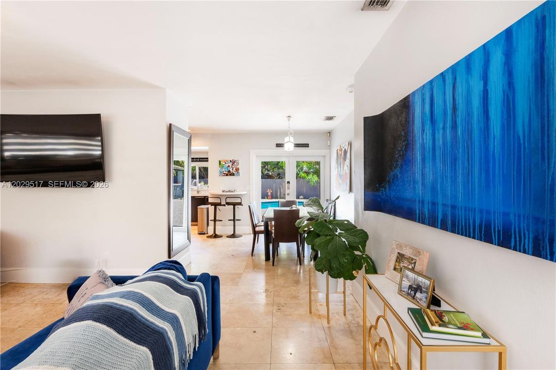 Active With Contract: $699,900 (4 beds, 2 baths, 1404 Square Feet)