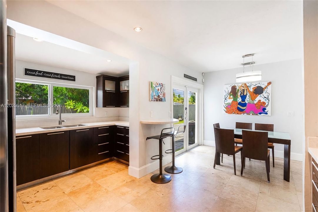 Active With Contract: $699,900 (4 beds, 2 baths, 1404 Square Feet)