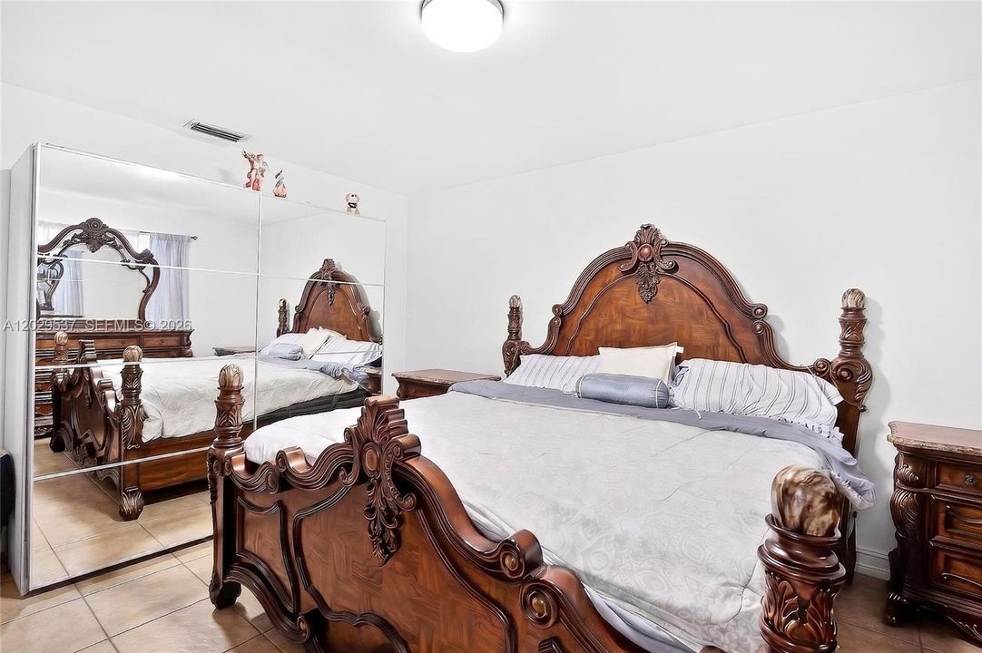 For Sale: $600,000 (3 beds, 2 baths, 2192 Square Feet)