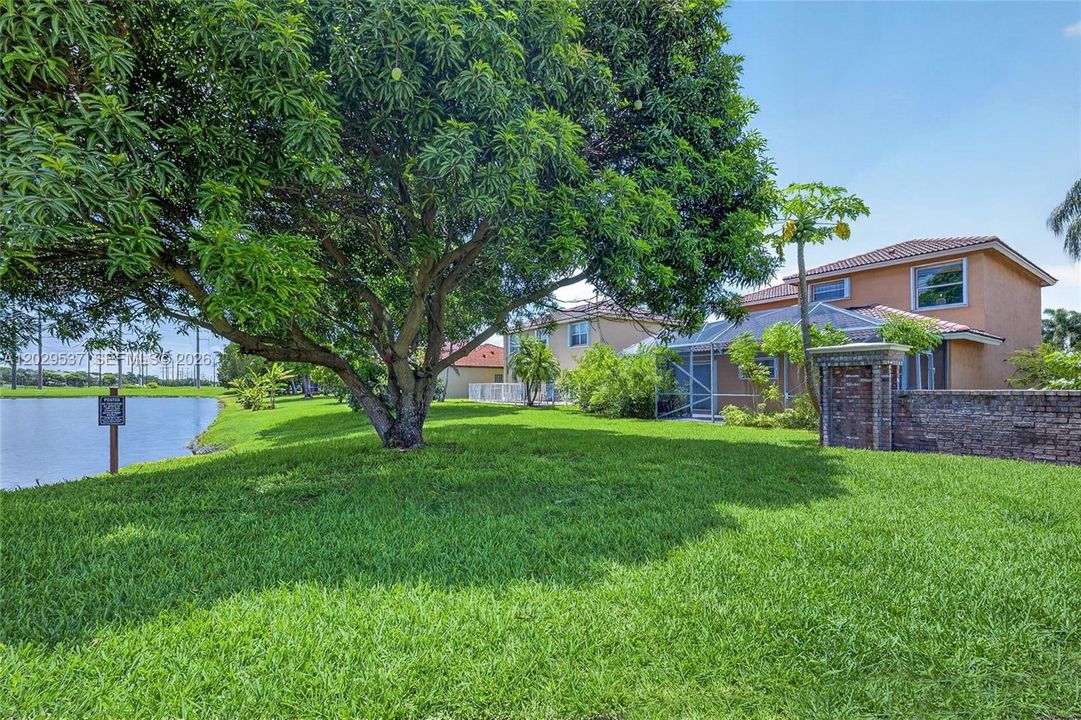 For Sale: $600,000 (3 beds, 2 baths, 2192 Square Feet)