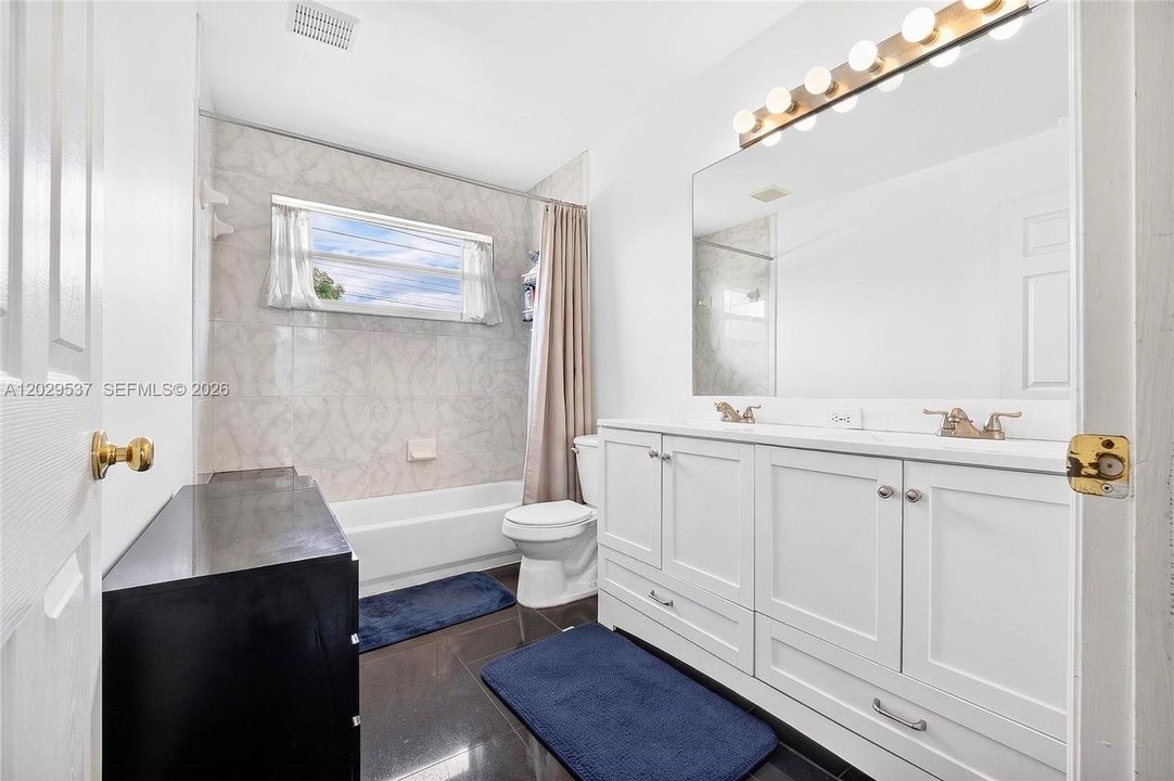 For Sale: $600,000 (3 beds, 2 baths, 2192 Square Feet)