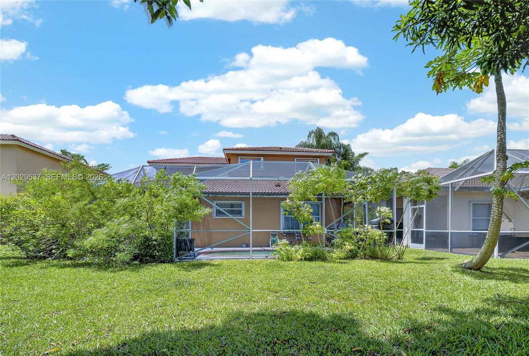 For Sale: $600,000 (3 beds, 2 baths, 2192 Square Feet)