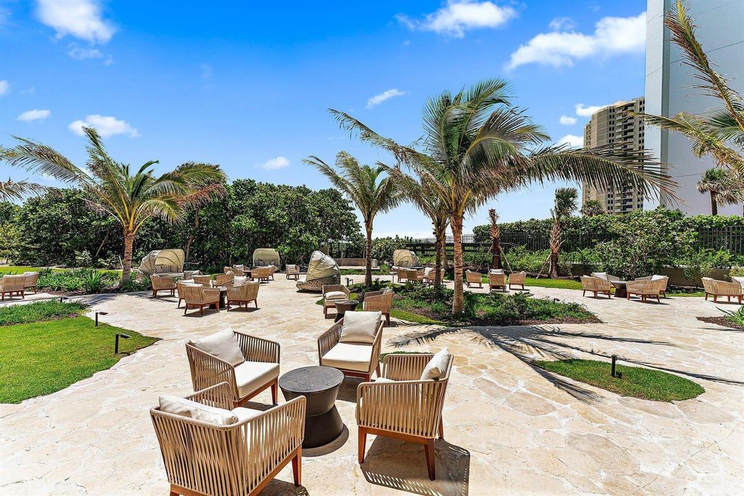 Outdoor Lounge Area