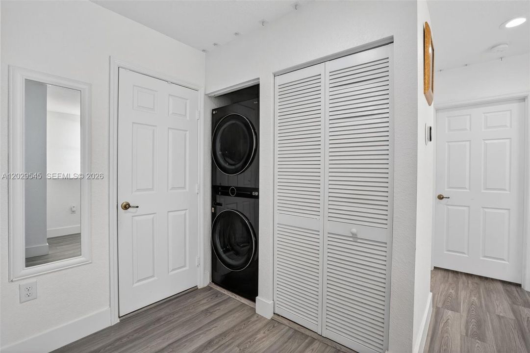 На продажу: $449,900 (3 спален, 2 ванн, 1656 Квадратных фут)