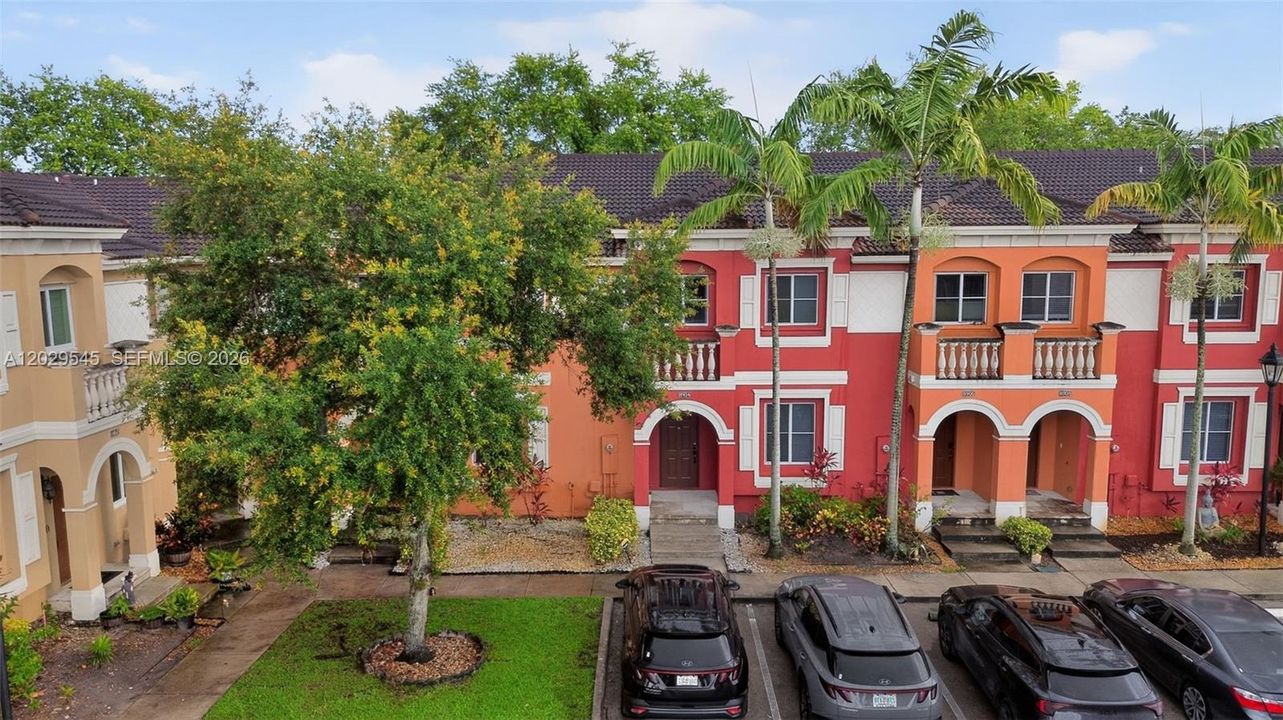 На продажу: $449,900 (3 спален, 2 ванн, 1656 Квадратных фут)