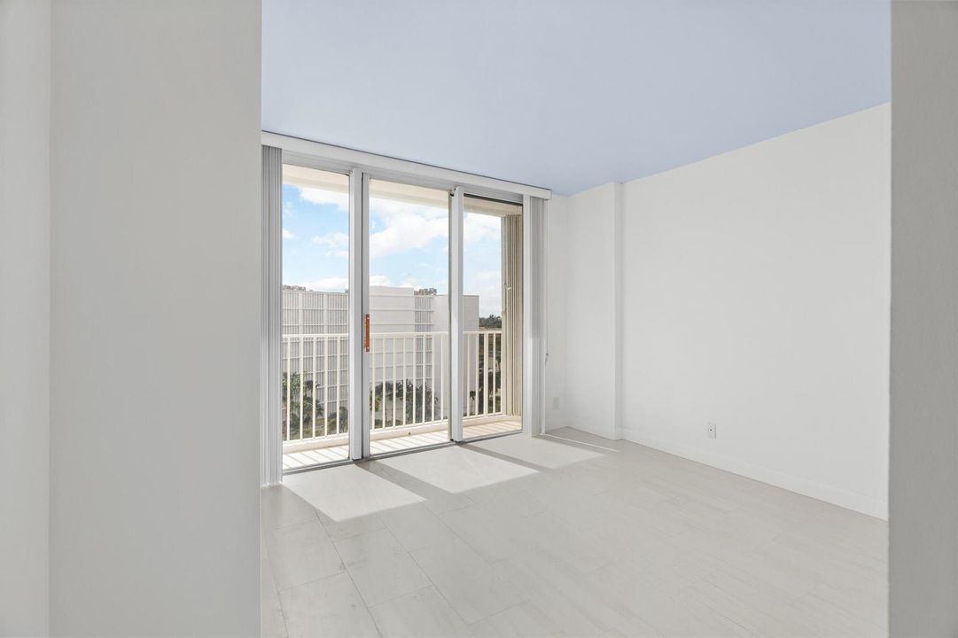 Primary Bedroom Entrance