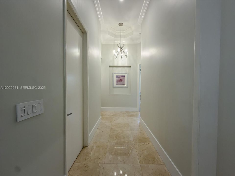 Hall to the secondary bedrooms