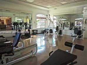Activo con contrato: $335,000 (2 camas, 2 baños, 910 Pies cuadrados)