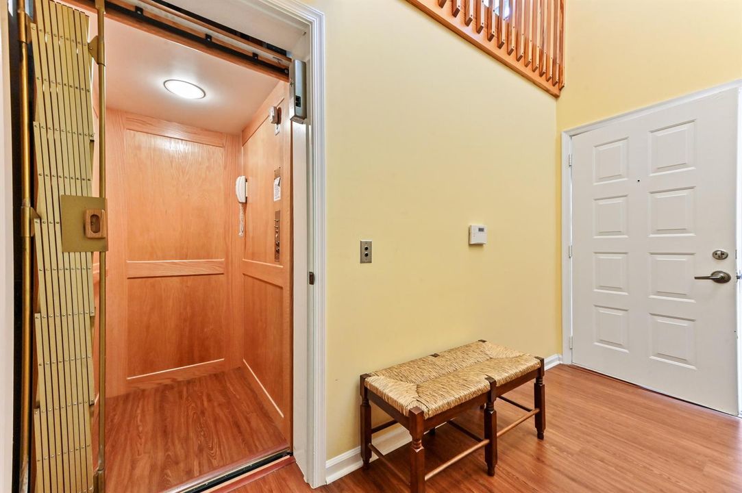 05 Elevator 02