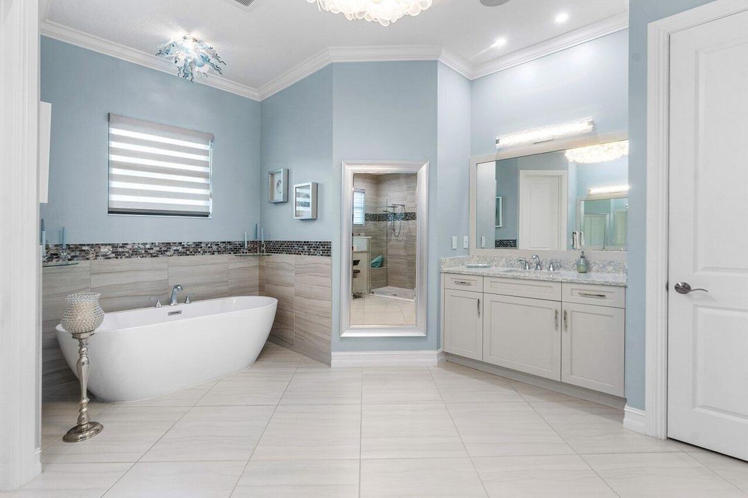 027-2893SouthwestGoldenglowDrive-PalmCit