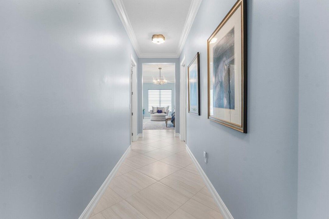 028-2893SouthwestGoldenglowDrive-PalmCit