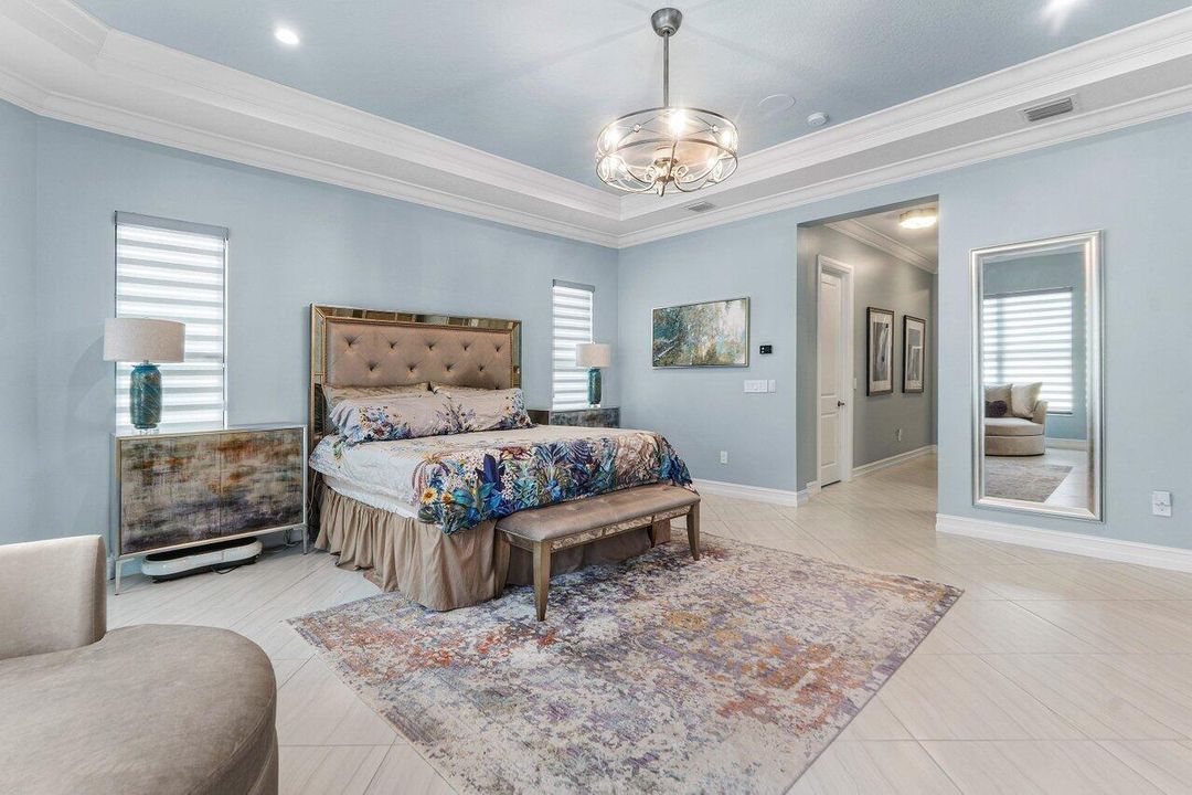 033-2893SouthwestGoldenglowDrive-PalmCit