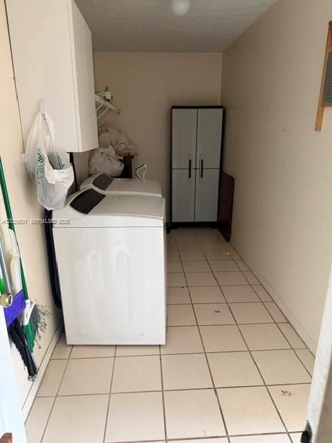 En Venta: $249,000 (3 camas, 2 baños, 1629 Pies cuadrados)