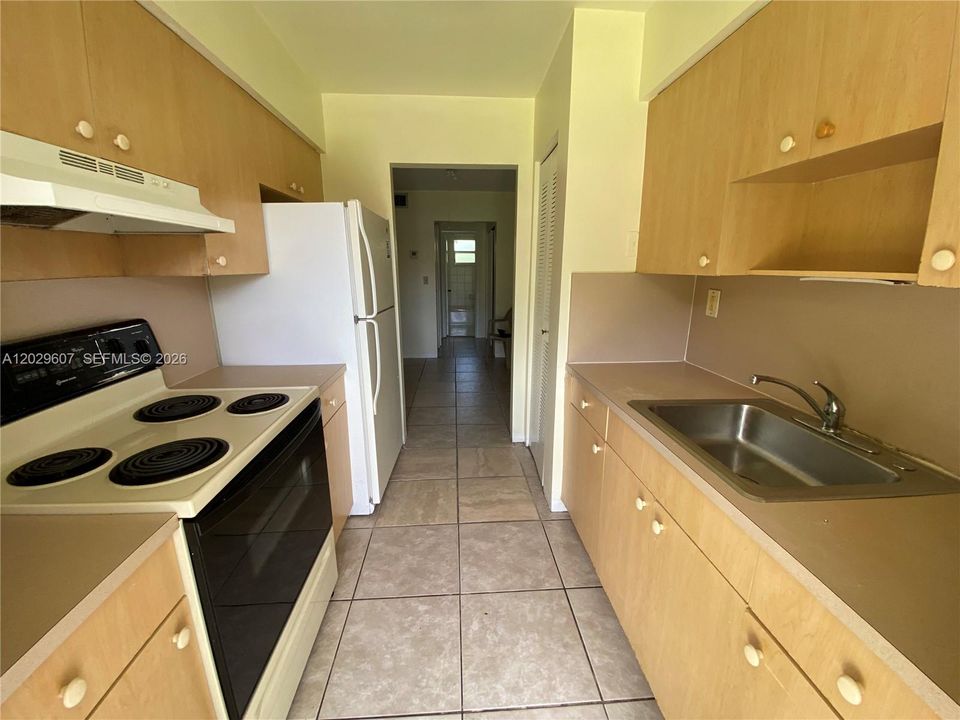 For Rent: $1,690 (1 beds, 1 baths, 0 Square Feet)