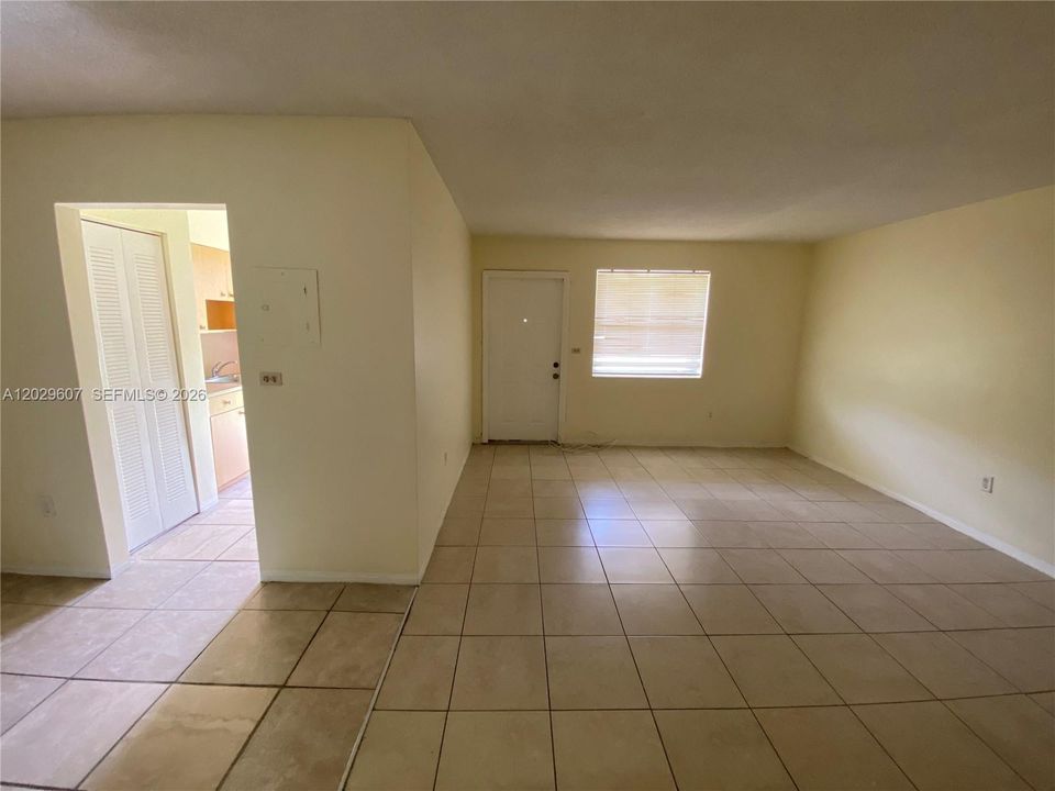 For Rent: $1,690 (1 beds, 1 baths, 0 Square Feet)