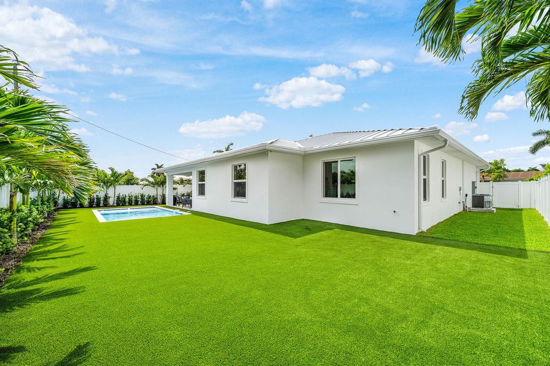 047-1101Southwest13thDrive-BocaRaton-FL-