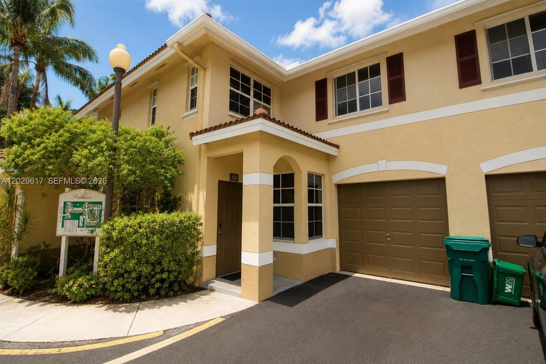 Welcome to 301 at the Preserve Townhomes Condo Association.  Featuring ground level garage and parking space in front upon entry to the community.
