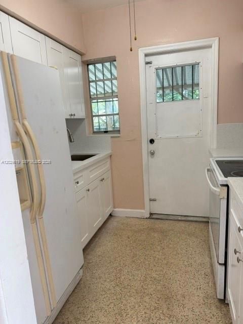 En Renta: $2,400 (3 camas, 1 baños, 1725 Pies cuadrados)