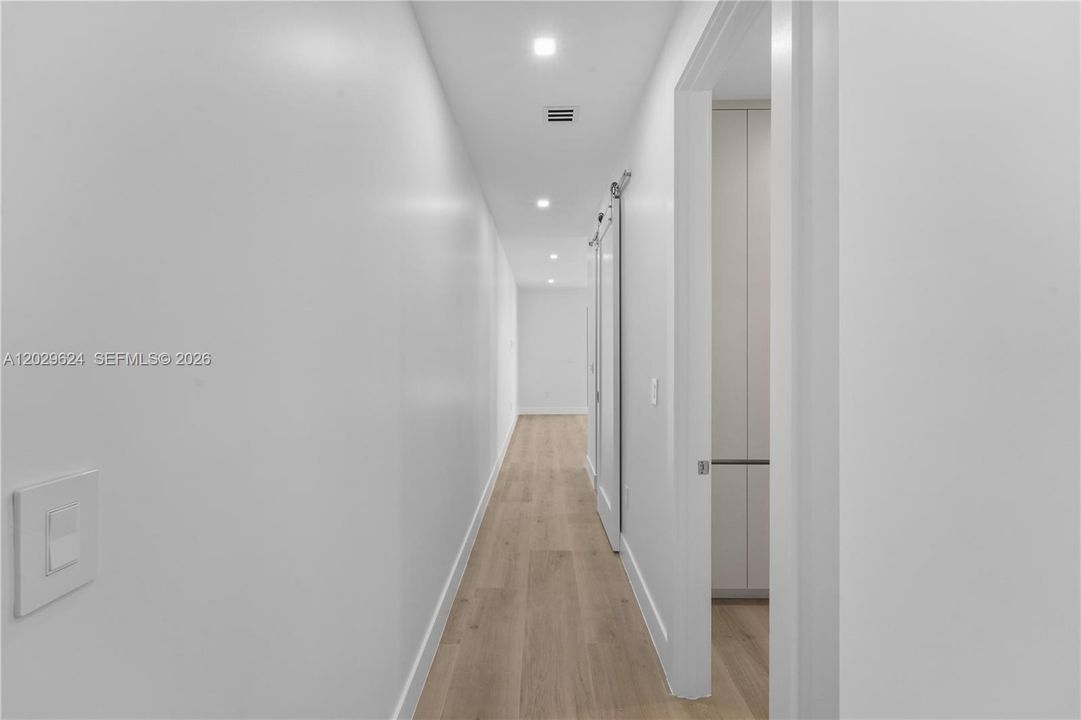 На продажу: $1,685,000 (4 спален, 4 ванн, 2909 Квадратных фут)