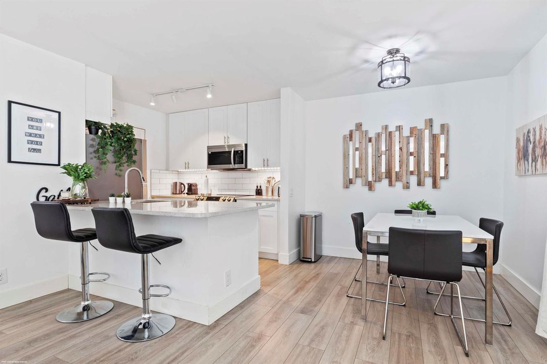 711 Forest Club Dr 108 011