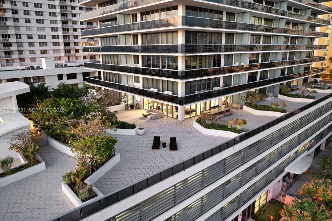En Venta: $2,075,000 (2 camas, 2 baños, 1322 Pies cuadrados)