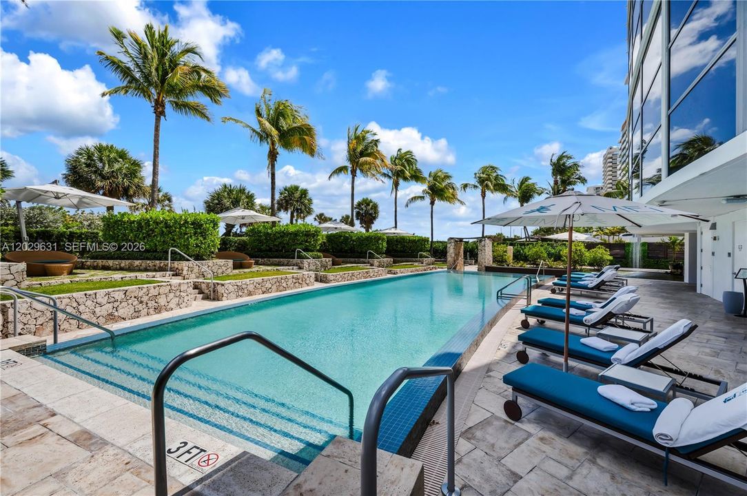 En Venta: $2,075,000 (2 camas, 2 baños, 1322 Pies cuadrados)