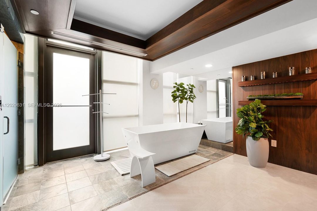 En Venta: $2,075,000 (2 camas, 2 baños, 1322 Pies cuadrados)