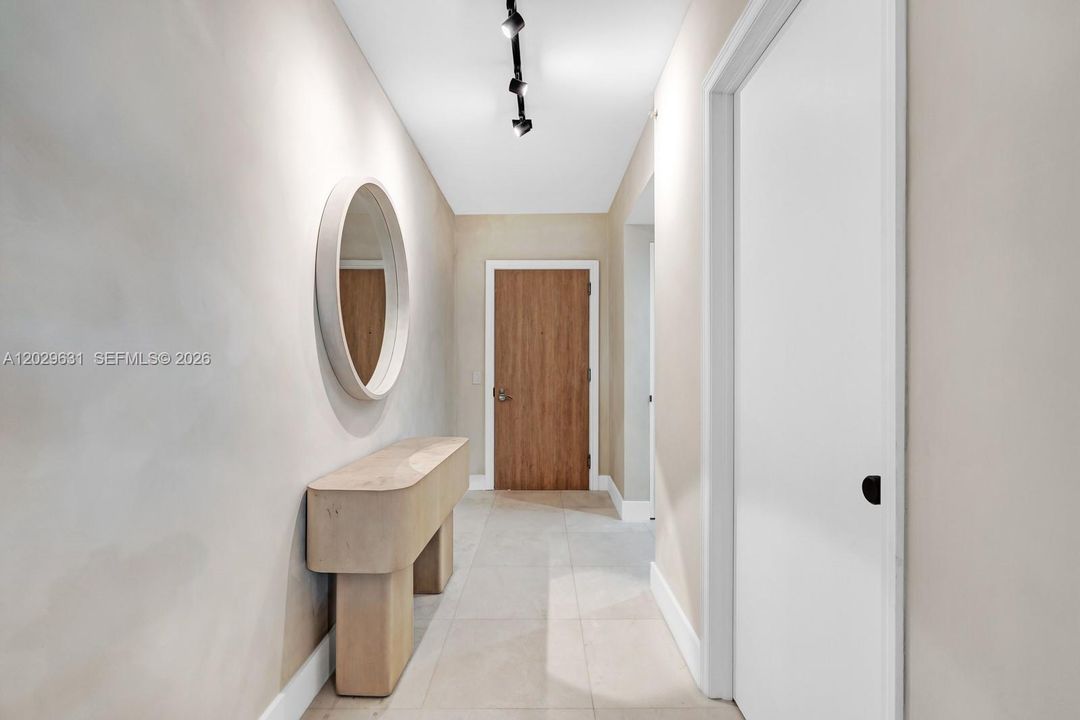 En Venta: $2,075,000 (2 camas, 2 baños, 1322 Pies cuadrados)